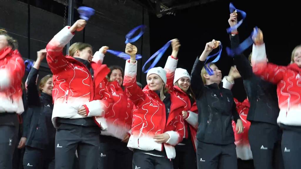 Eishockey-Nati der Frauen wird in Kloten gefeiert