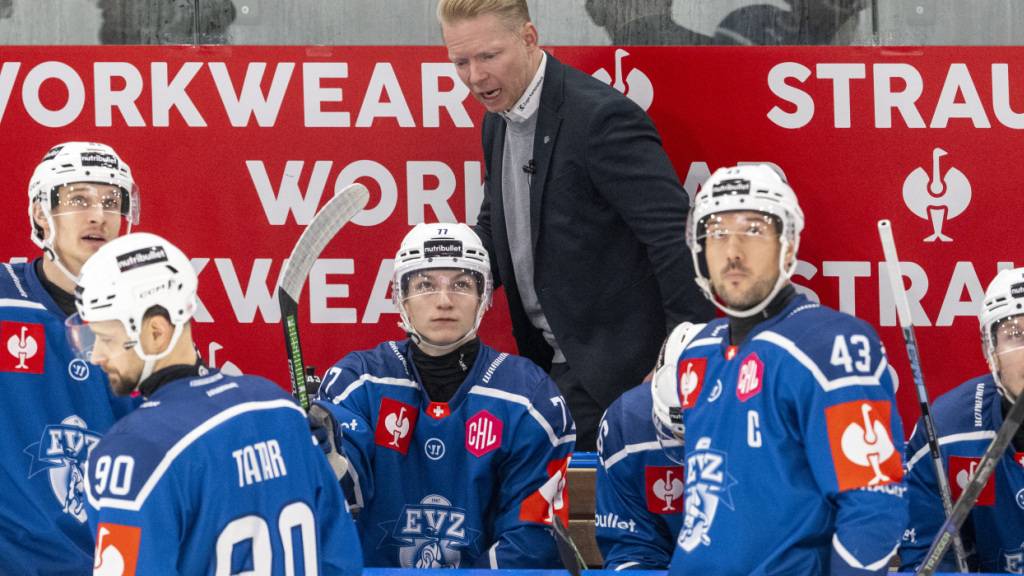 Gelingt es EVZ-Coach Michael Liniger, sein Team wachzurütteln?