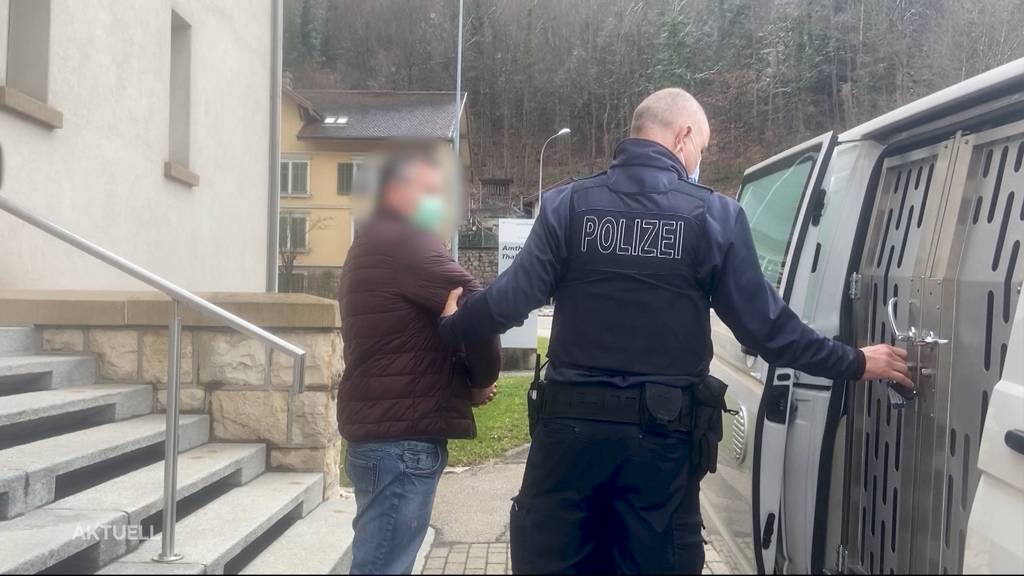 Prozess Banküberfälle: Zwei Räuber stehen in Balsthal vor Gericht