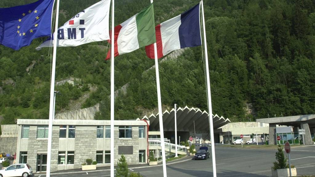 Der Mont-Blanc-Tunnel wird ab Montag für zwei Monate für
Wartungsarbeiten geschlossen. (Archivbild)