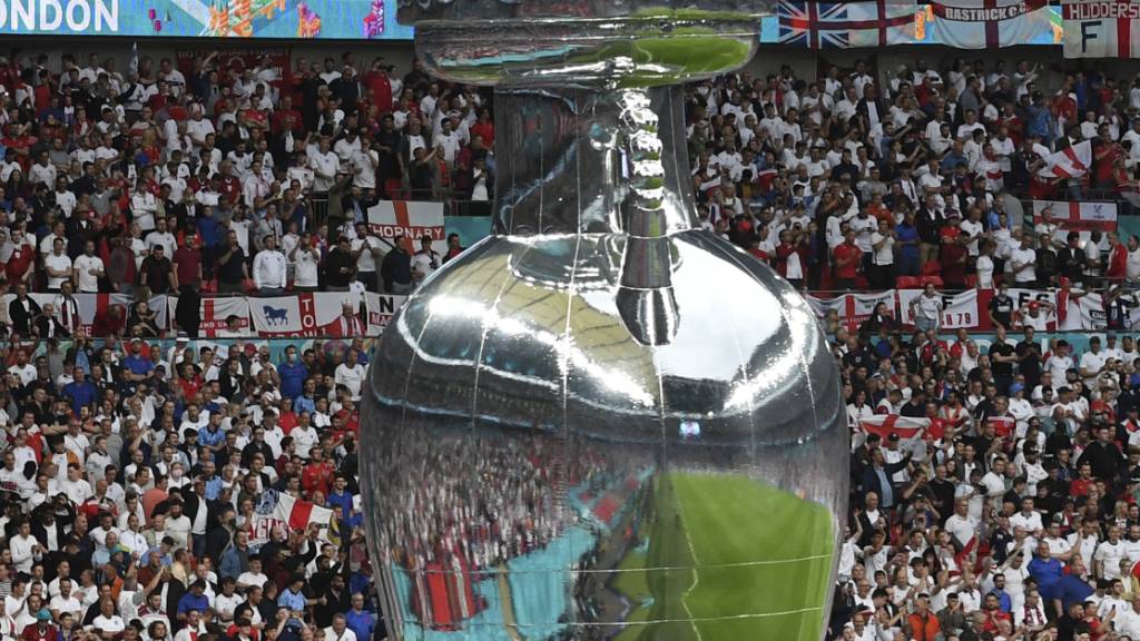 Den EM-Final verfolgten im Wembley mehr Leute als zugelassen gewesen wären