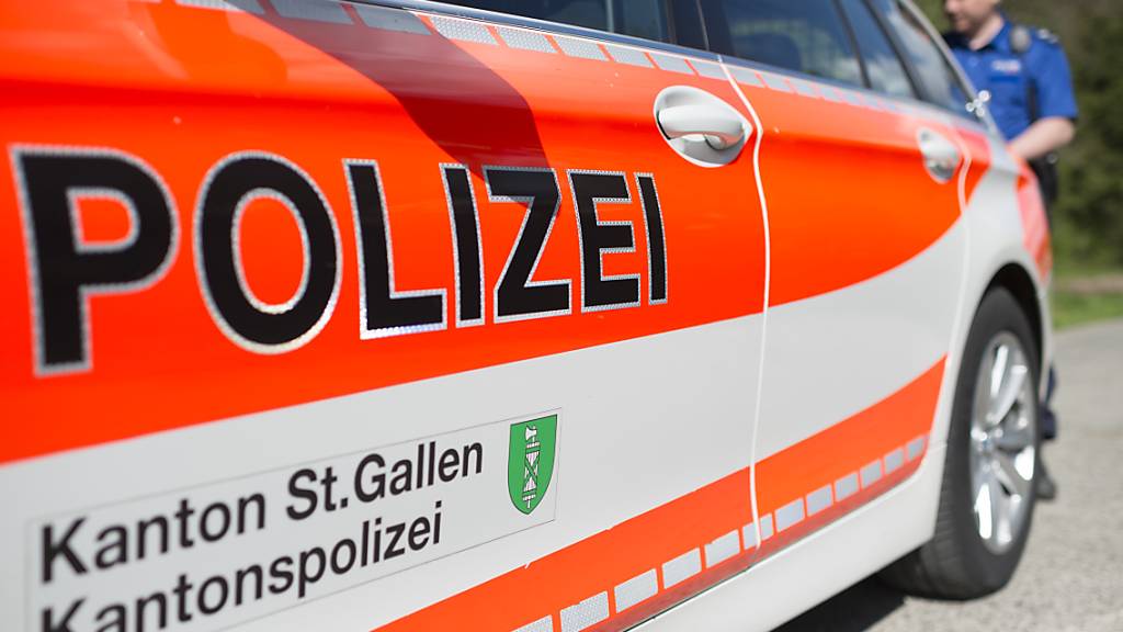 Die Kantonspolizei St.Gallen schliesst Dritteinwirkung als Todesursache aus.