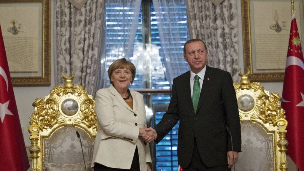 Merkel und Erdogan betonten das gemeinsame Interesse an einer Lösung der Flüchtlingskrise.