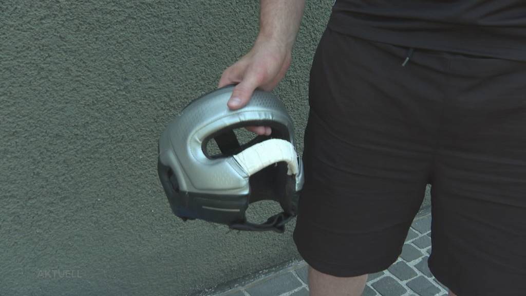 Sonderbewilligung: Eidgenoss Marcel Bieri schwing am Aargauer Kantonalen mit Maske