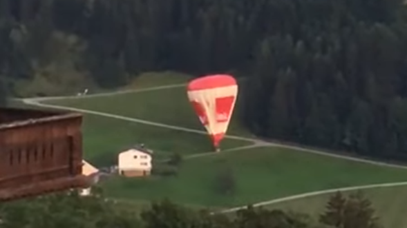 Video: Schweizer stürzt mit Heissluftballon ab