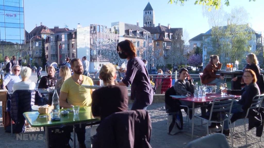 Weitere Lockerungen per Ende Mai in Aussicht? Sinkende Corona-Fallzahlen trotz Lockerungen