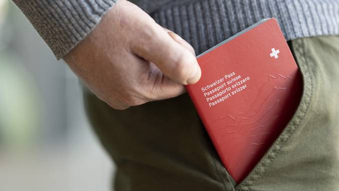 Kanton Zug diskutiert über strengere Einbürgerungskriterien