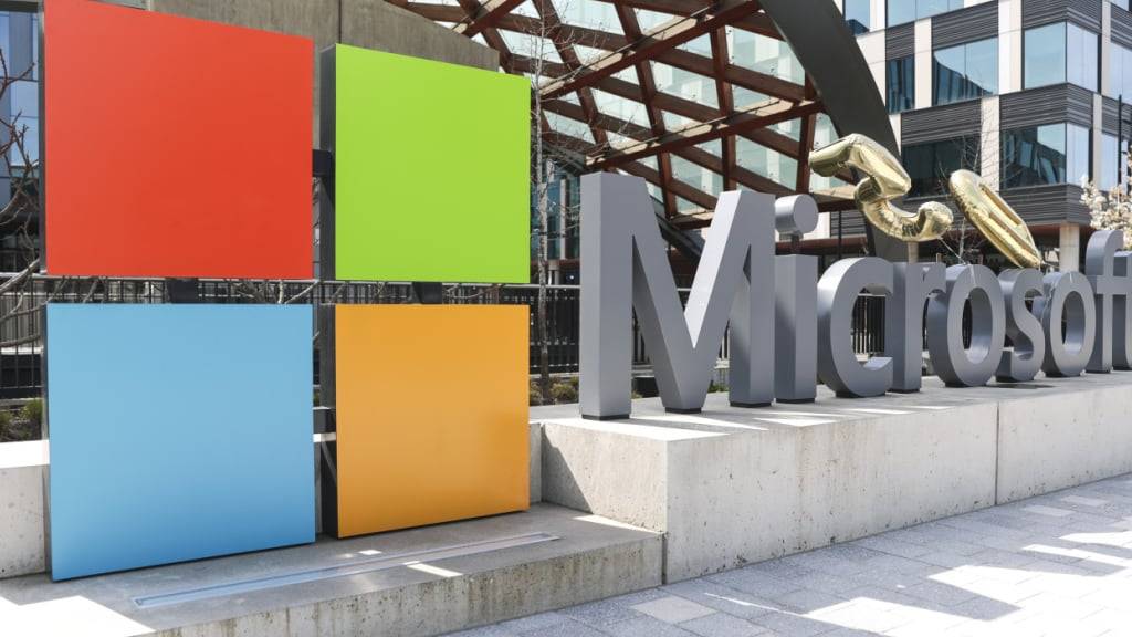 Der Gewinn sprang im Schlussquartal des Microsoft-Geschäftsjahres um fast ein Viertel auf 27 Milliarden Dollar hoch. (Archivbild)