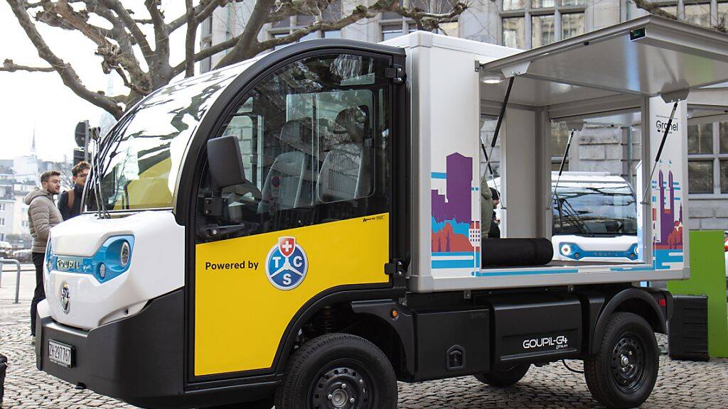 In der Stadt Luzern stehen per Sommer 2024 zwei elektrische Kleintransporter zur Ausleihe.