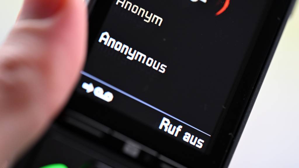 85-Jähriger übergibt in Wil SG Telefonbetrügern 250'000 Franken