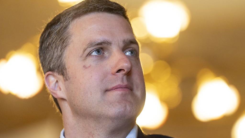 Matthias Schulz bringt die russische Opernsängerin Anna Netrebko zurück in die Schweiz. Man dürfe Künstler nicht zu Sündenböcken machen, weil man an die tatsächlich Verantwortlichen nicht herankomme.