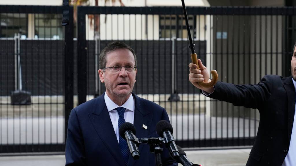 Israels Staatspräsident Isaac Herzog bei einem Besuch in Australien. Foto: Rick Rycroft/AP/dpa/Archivbild