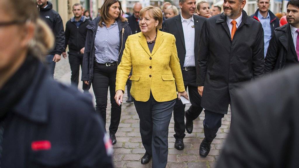 Merkel ruft am Tag vor der Bundestagswahl zur letzten Mobilisierung auf - hier in Stralsund.