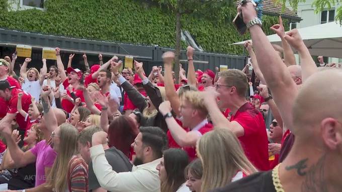 Schweizer Nati begeistert Aargau - Wetter bremst Fans in Public Viewings