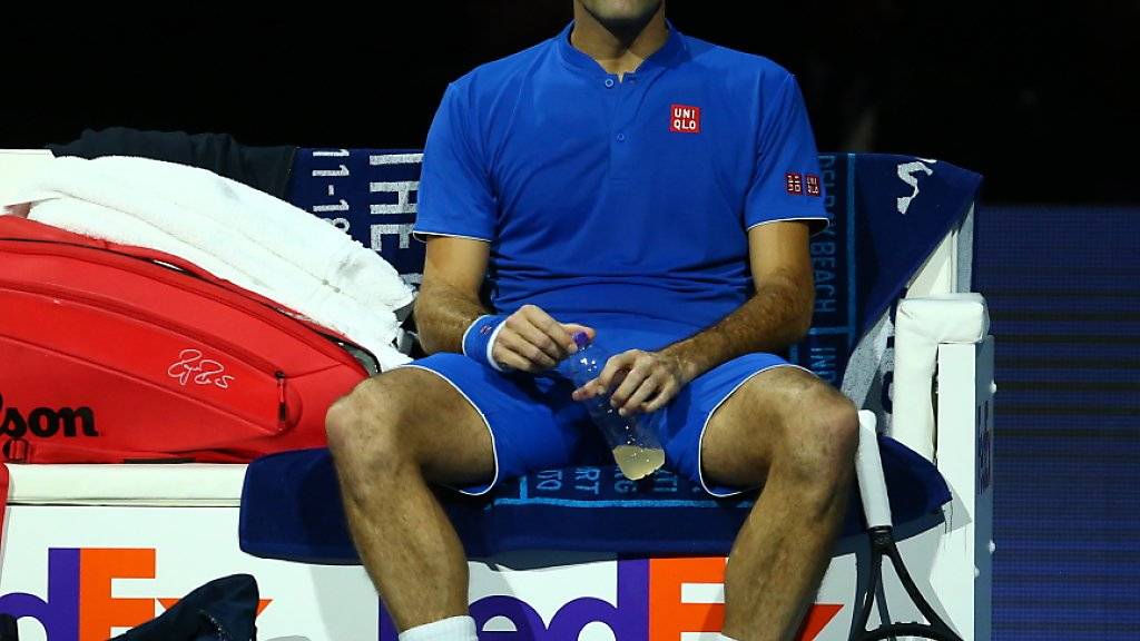 Nachdenklicher Roger Federer: In seinem zweiten Spiel an den ATP Finals muss er sich steigern, wenn er seine Halbfinal-Chancen wahren will