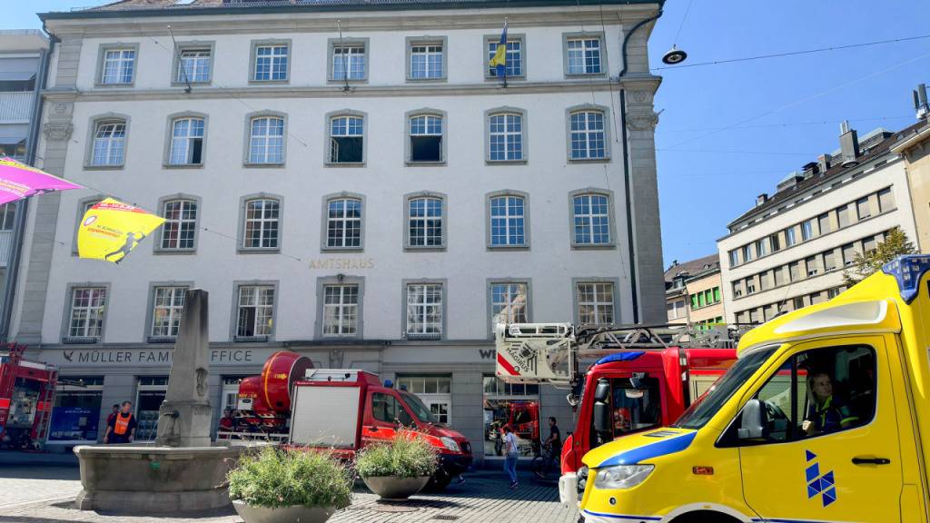 Im Haus an der Neugasse 1 in St. Gallen brannte am Mittwochmittag ein E-Bike-Akku.