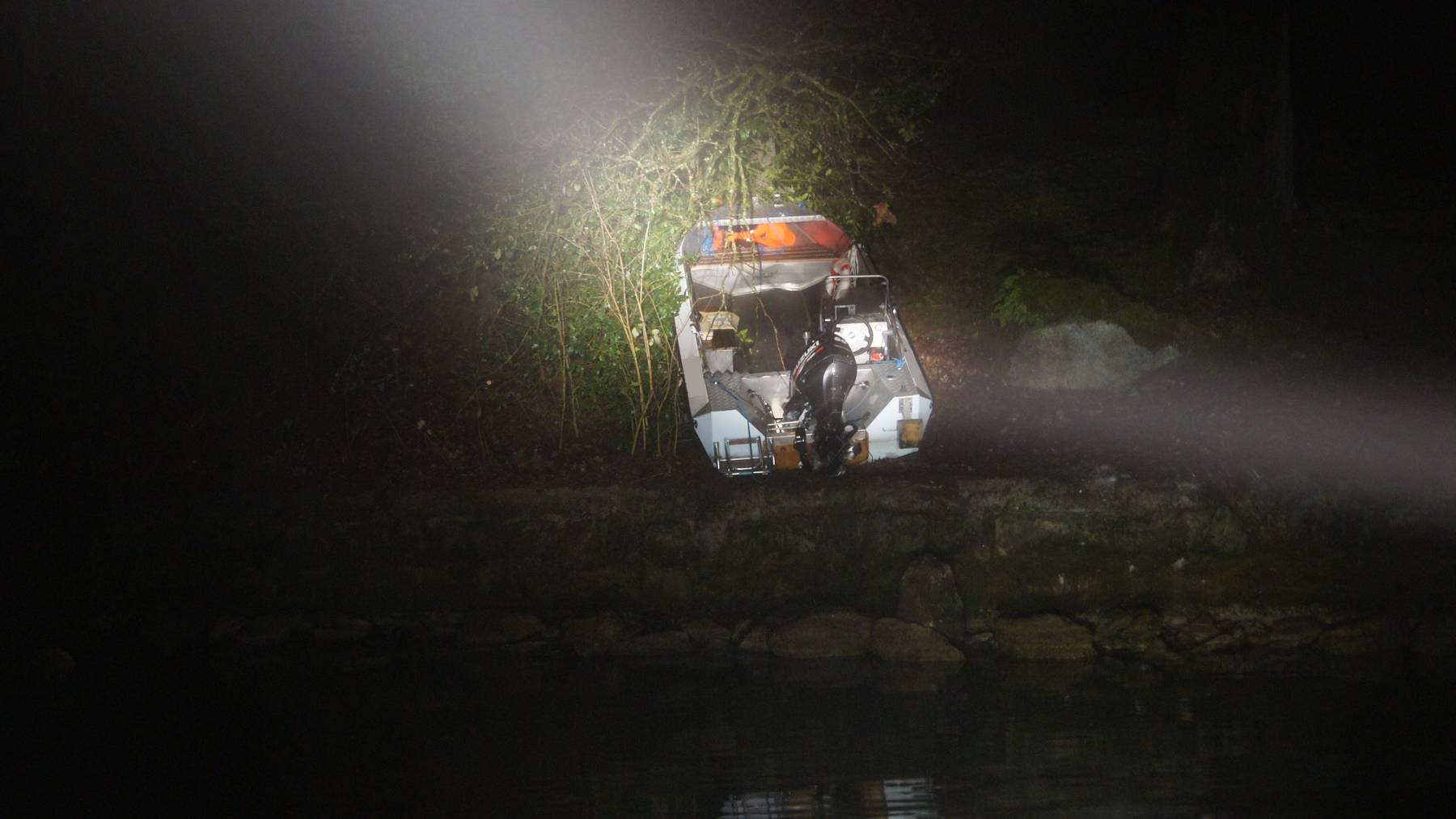 Zwei Verletzte nach Unfall auf Zugersee