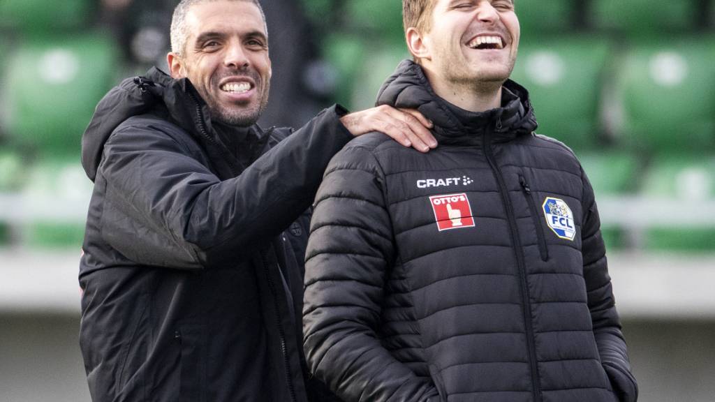 Der Luzerner Cheftrainer Fabio Celestini (links) wird sich wohl auf den früh zurückgetretenen Claudio Lustenberger verlassen können