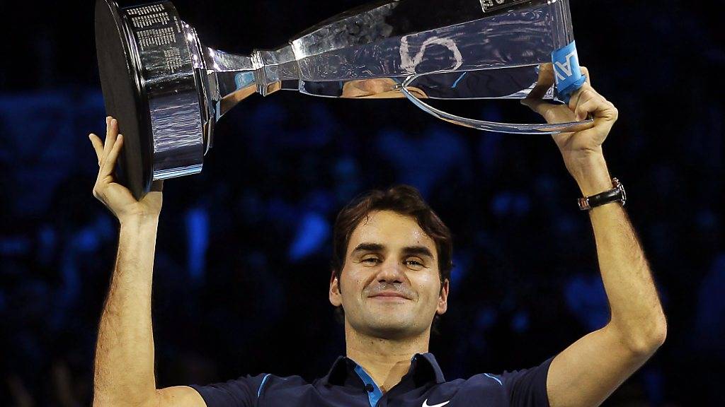 Auch den Pokal der ATP Finals stemmte Federer schon sechs Mal in die Höhe, letztmals 2011