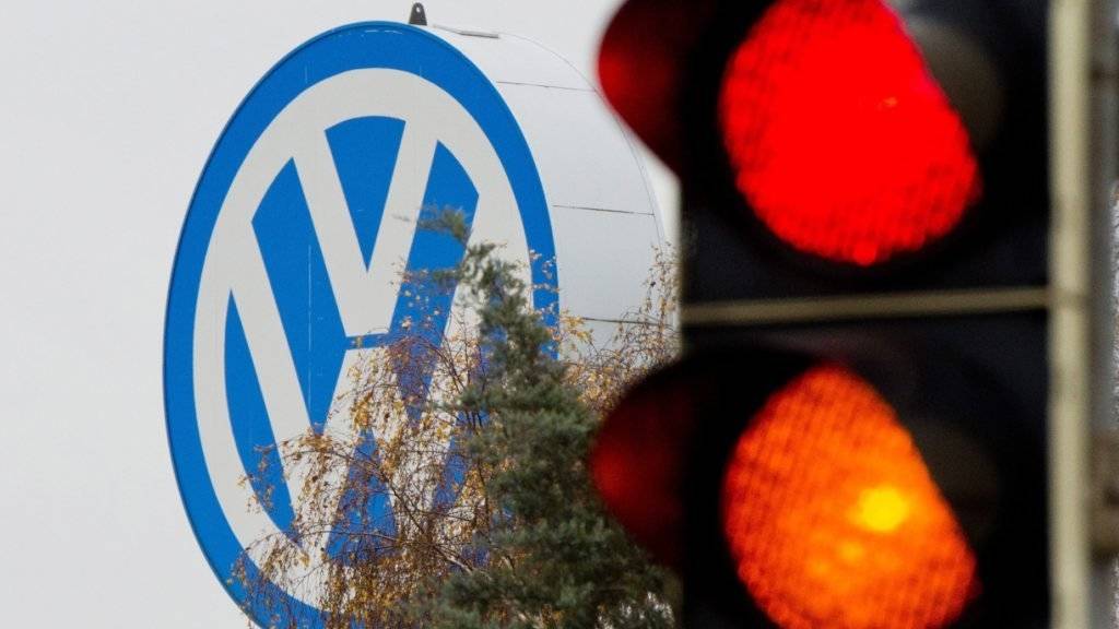 Der VW- Aufsichtsrat trifft heute in Wolfsburg zusammen um eine Zwischenbilanz im Abgas-Skandal zu ziehen.  Europas grösster Autokonzern steckt in der tiefsten Krise seiner Geschichte.