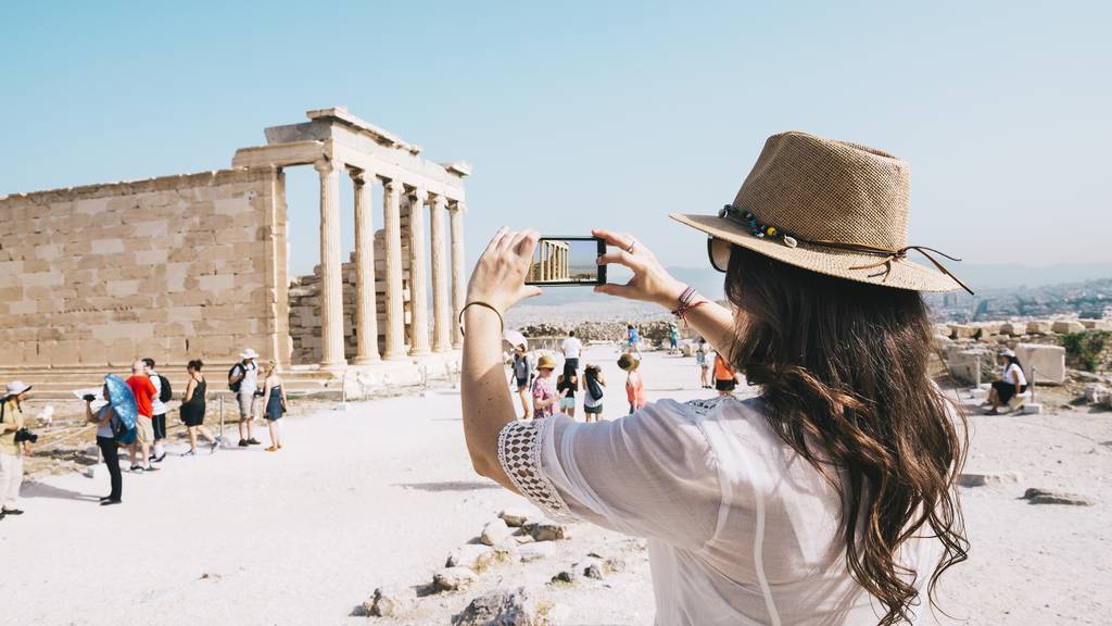 Mit einer vollständigen Corona-Impfung kannst du unter anderem nach Griechenland reisen. (Symbolbild)