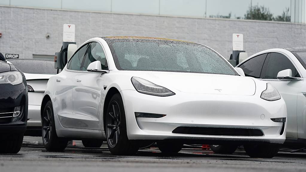 Tesla hat im vergangenen Quartal mehr Autos ausgeliefert als je zuvor. (Archiv)