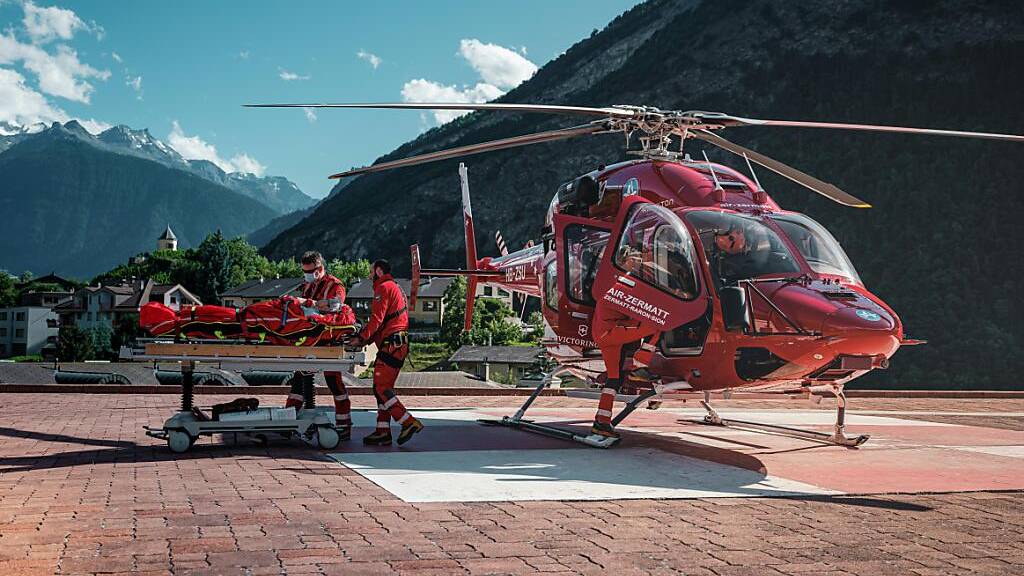 Air Zermatt mit mehr Rettungsflügen wegen sommerlichem Wetter