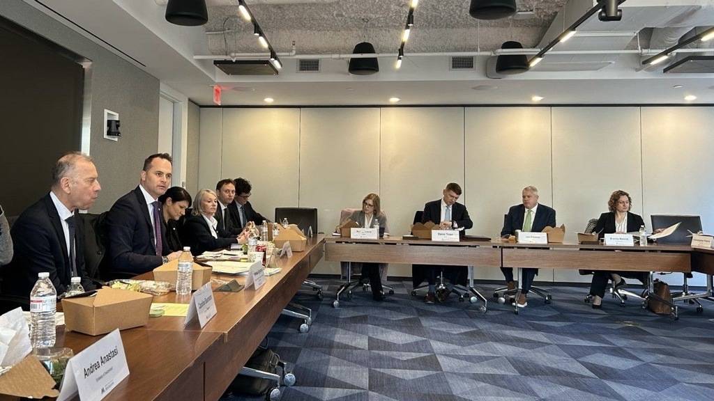 Die Efta-EU-Delegation des Schweizer Parlaments führt derzeit Gespräche in den USA. Präsident der Efta-/EU-Delegation ist der Luzerner FDP-Ständerat Damian Müller (links).