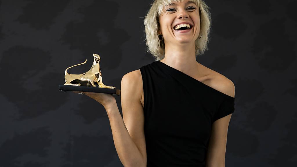 Die litauische Regisseurin gewinnt mit ihrem Film «Akiplėša» («Toxic») den Goldenen Leoparden von Locarno.