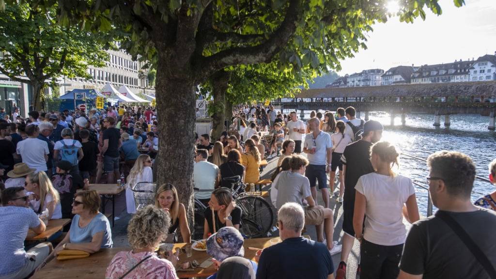 Mehr als 65'000 Personen besuchten das zweitägige Stadtfest Luzern. Die Polizei zieht eine positive Bilanz. (Archivbild)