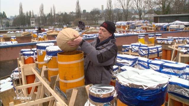 Letzte Vorbereitungen für das Züri-Feuerwerk