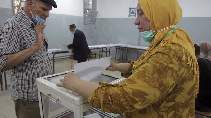 Parlamentswahl in Algerien: Viele wählen Boykott