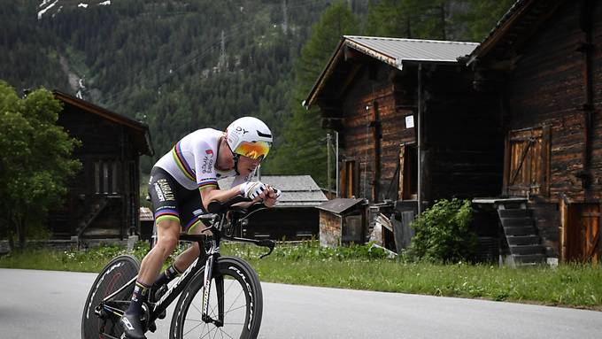 Auch Rohan Dennis gewinnt zum zweiten Mal