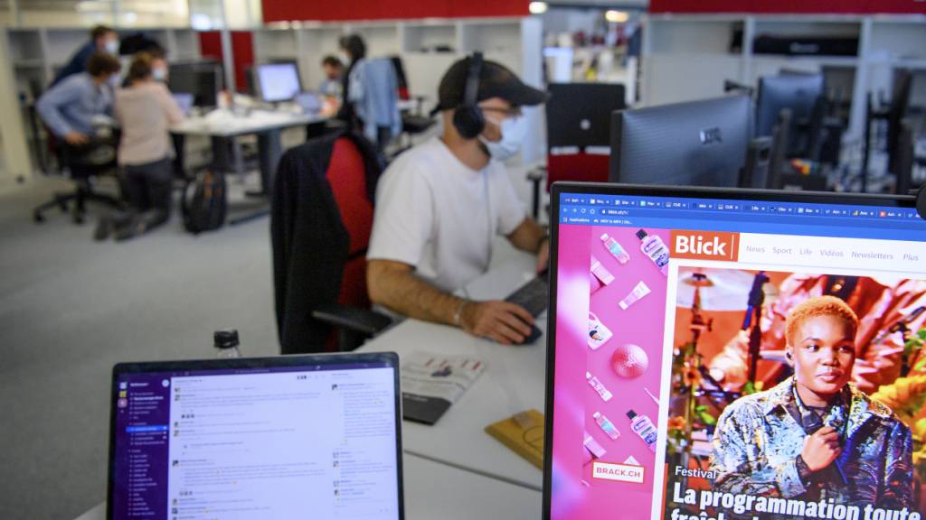 Blick in die Arbeitsräume der Redaktion des Onlineportals blick.ch in Lausanne. (Archivbild)