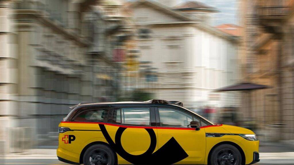 Eine Visualisierung zeigt ein selbstfahrendes Auto der Post, das in der Ostschweiz zum Einsatz kommen wird.