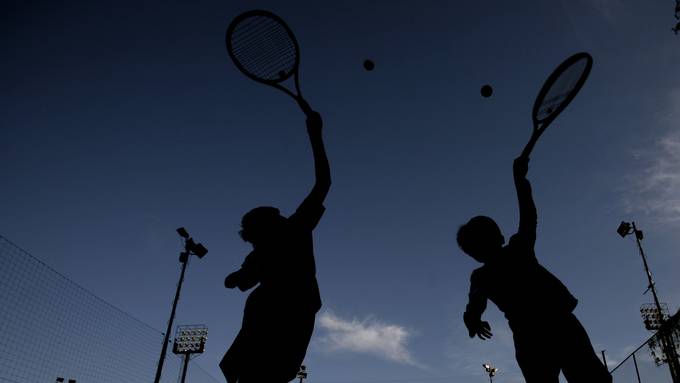Berner Stiftung ermöglicht Kindern das Tennisspielen
