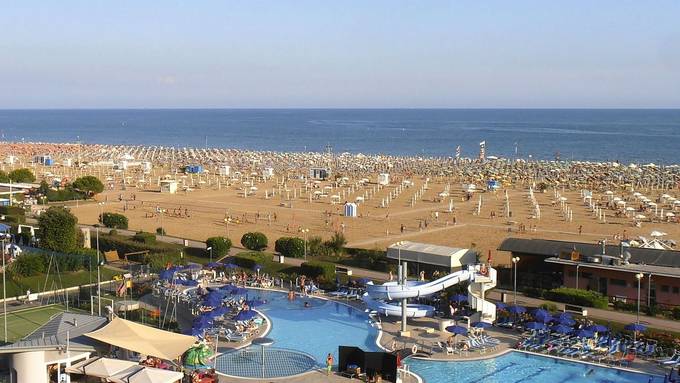 Ausgepafft! Bibione verhängt Rauchverbot am Strand