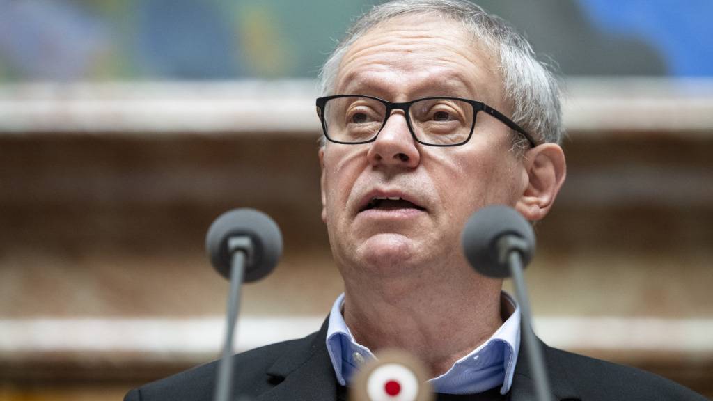 Der ehemalige SP-Nationalrat Pierre-Alain Fridez hat in einem Tamedia-Interview eine PUK zur Beschaffung der F-35-Kampfjets gefordert. (Archivbild)