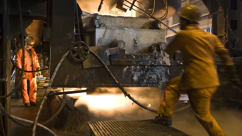 Die Aktionäre des Stahlproduzenten Swiss Steel haben der dringend benötigten Kapitalerhöhung mit überragender Mehrheit zugestimmt. Mit dem Geld, das dabei eingenommen wird, will sich die Firma sanieren. (Symbolbild)