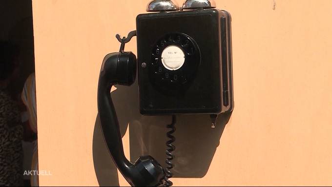 Zofingen: Rätselhaftes Telefon mitten in der Altstadt