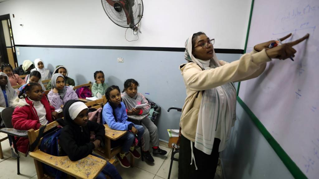 Kinder aus dem Sudan besuchen eine Schule in Giza, Ägypten. (Archivbild)