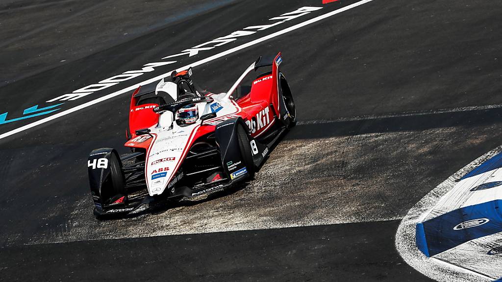 Edoardo Mortara feiert in beim Saison-Auftakt-Wochenende in Saudi-Arabien seinen dritten Sieg in der Formel E