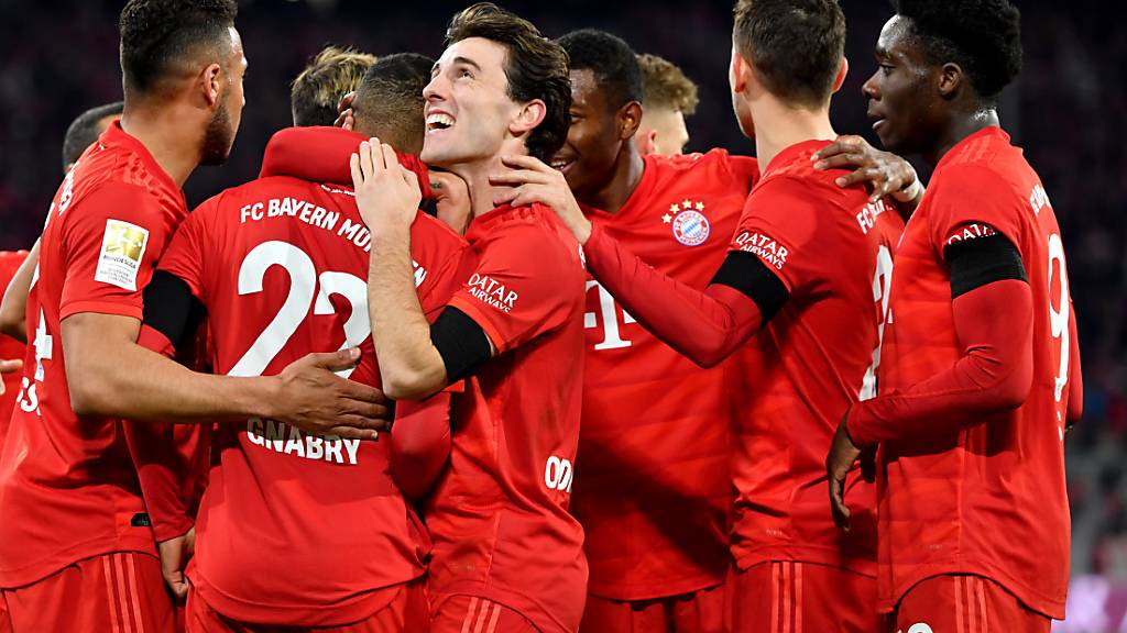 Die Spieler von Leader Bayern München müssen sich bis zum nächsten Torjubel weiter gedulden.