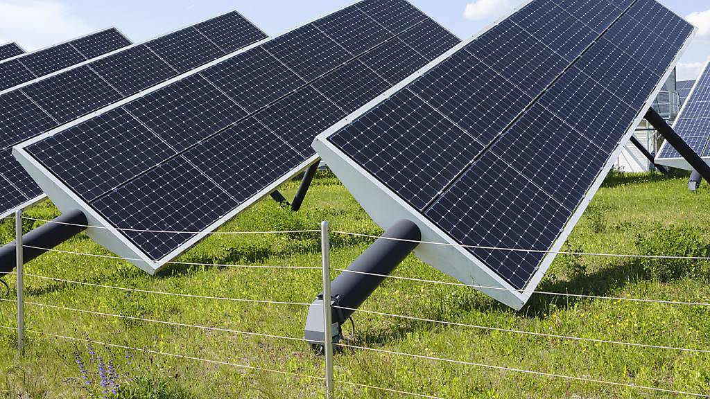 Gemäss Analysen des Wirtschaftsforums Graubünden könnte die Produktion von erneuerbaren Energien für den Bergkanton finanziell sehr interessant werden. (Symbolbild)