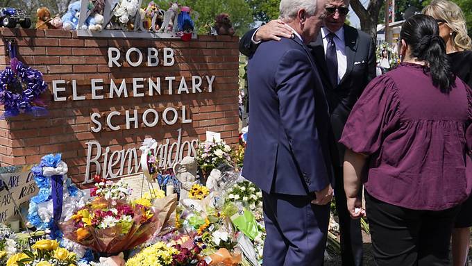 Trost vom US-Präsidenten: Biden besucht Uvalde nach Schul-Amoklauf