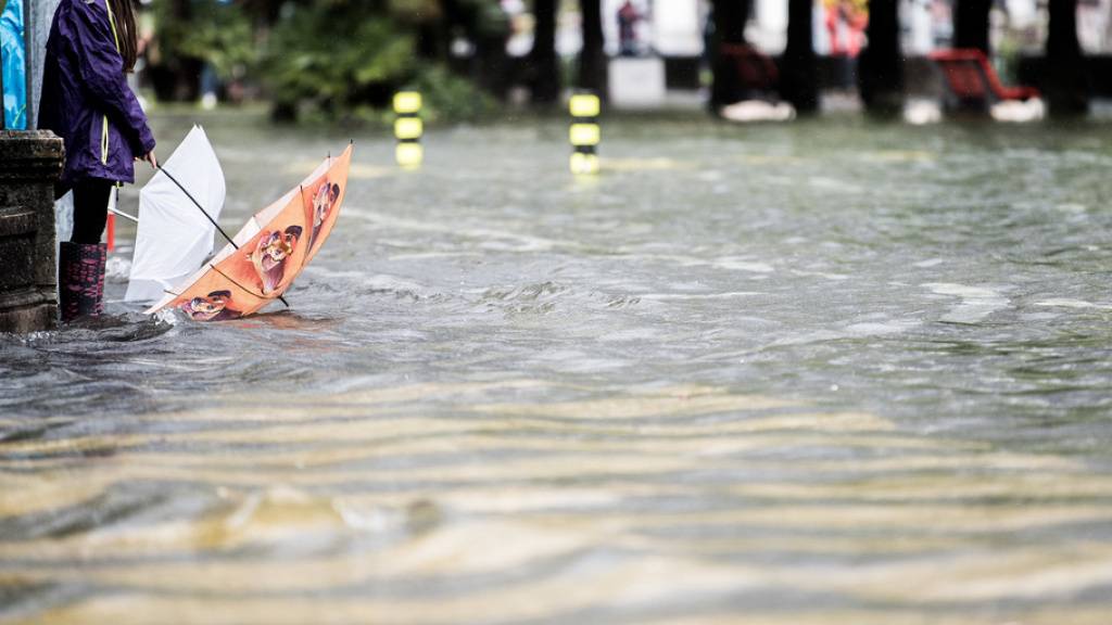 Hochwasser in Locarno am 4. Oktober 2020: Vergangenes Jahr kam es jedoch vergleichsweise zu geringen Schäden durch Unwetter. (Archivbild)