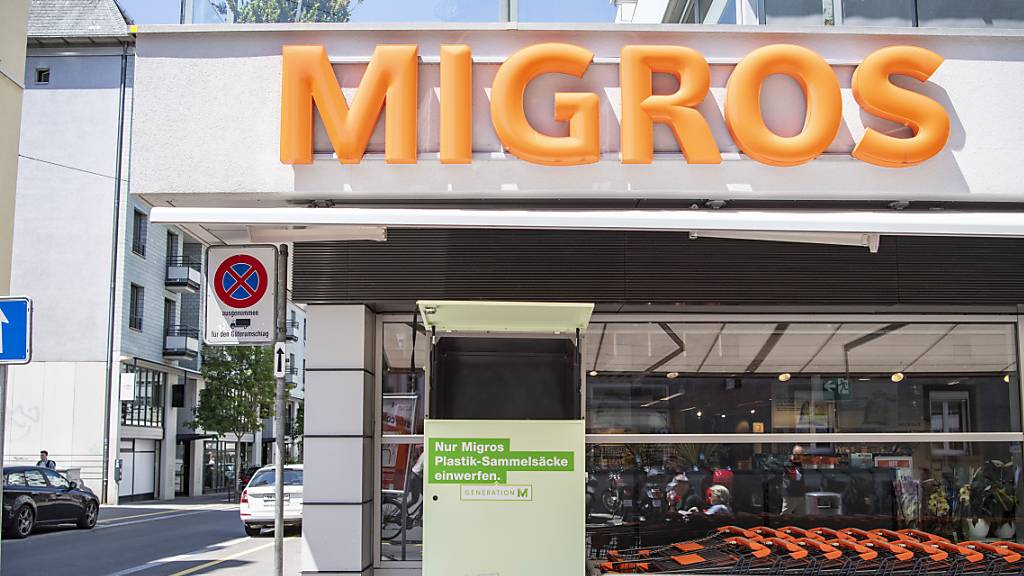 Migros-Kunden wollen laut Umfrage keinen Alkohol in den Regalen