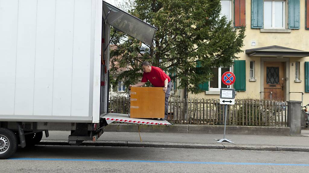 Bei einem Mieterwechsel im Kanton Luzern muss der bisherige Mietzins im Falle von Wohnungsknappheit offengelegt werden. (Symbolbild)