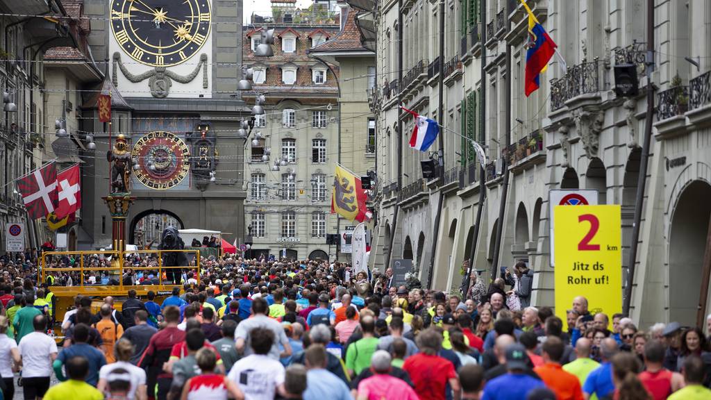 Am diesjährigen Grand-Prix von Bern nehmen fast gleich viele Läuferinnen und Läufer mit wie vor Corona. (Archivbild)