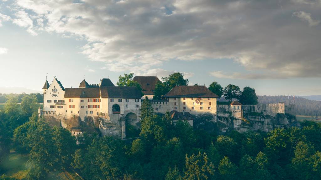 Das Schloss Lenzburg landet auf Platz 4.